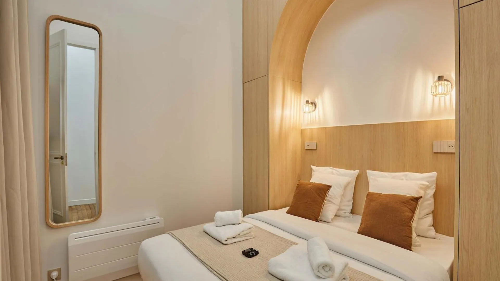 Sublime, Luxurious Flat Ac Matignon St Honore Paris 0*,  France