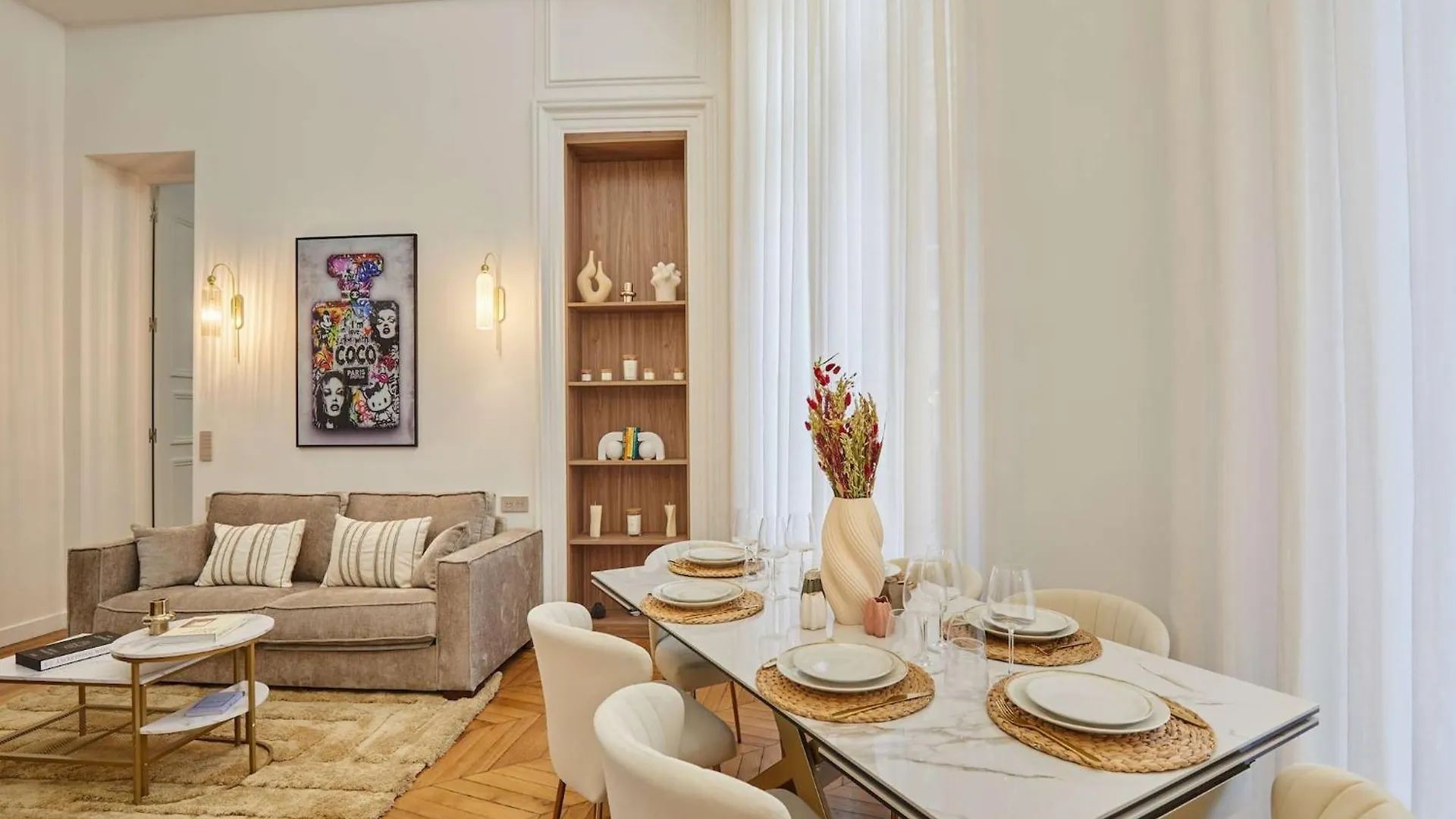 Sublime, Luxurious Flat Ac Matignon St Honore Paris