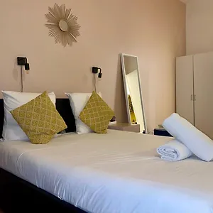  Apartamento Calme Proche Champs Elysées - 6p