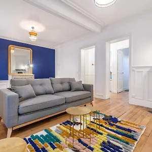 Apartment Bridgestreet - Opera Montmartre, Paris