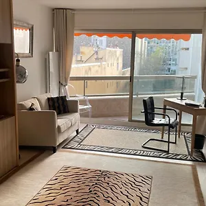 Appartement Un De Luxe Les Champs Elysees, Paris